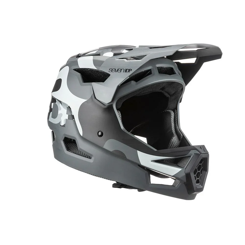 7iDP Project 23 ABS Helmet - Image 5