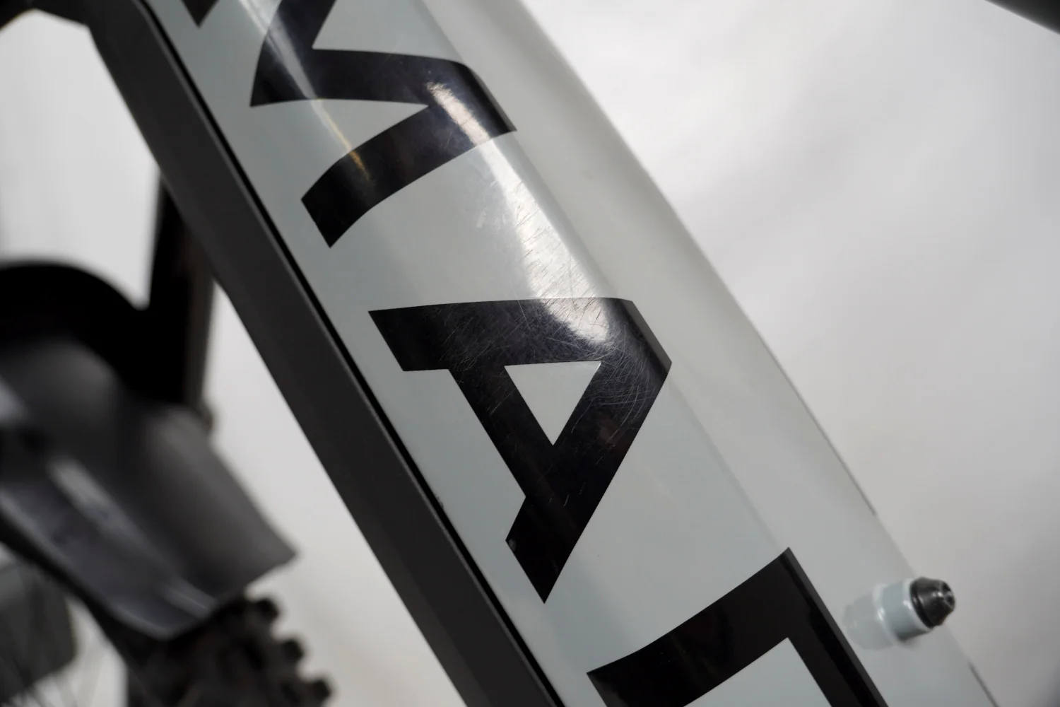 Ex Demo - 2022 Marin Alpine Trail E2 - E-Mountain Bike M2 - Image 18