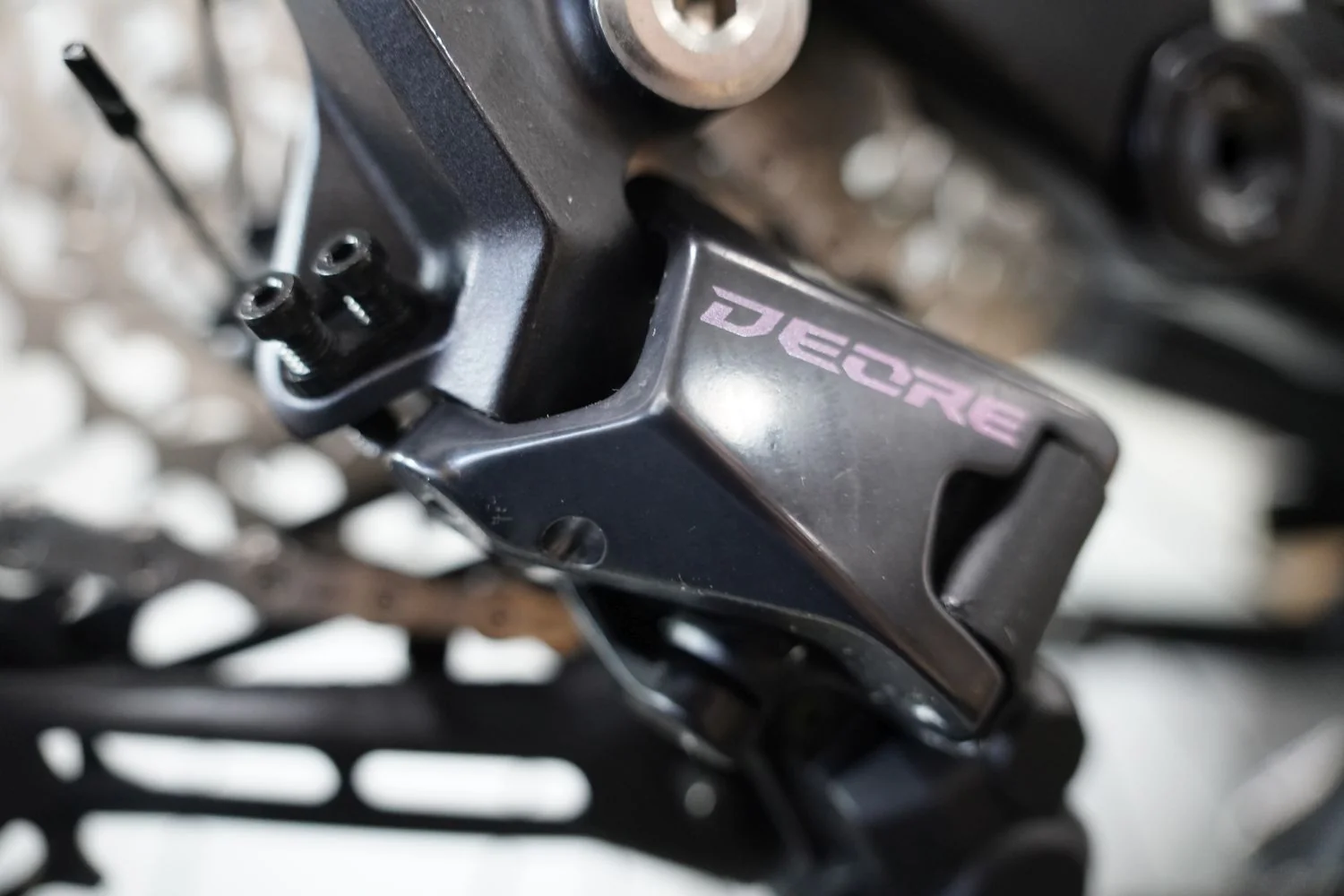 Ex Demo - Superior eXF 8089 B SUV - Bosch Performance CX Touring eBike M1 - Image 3