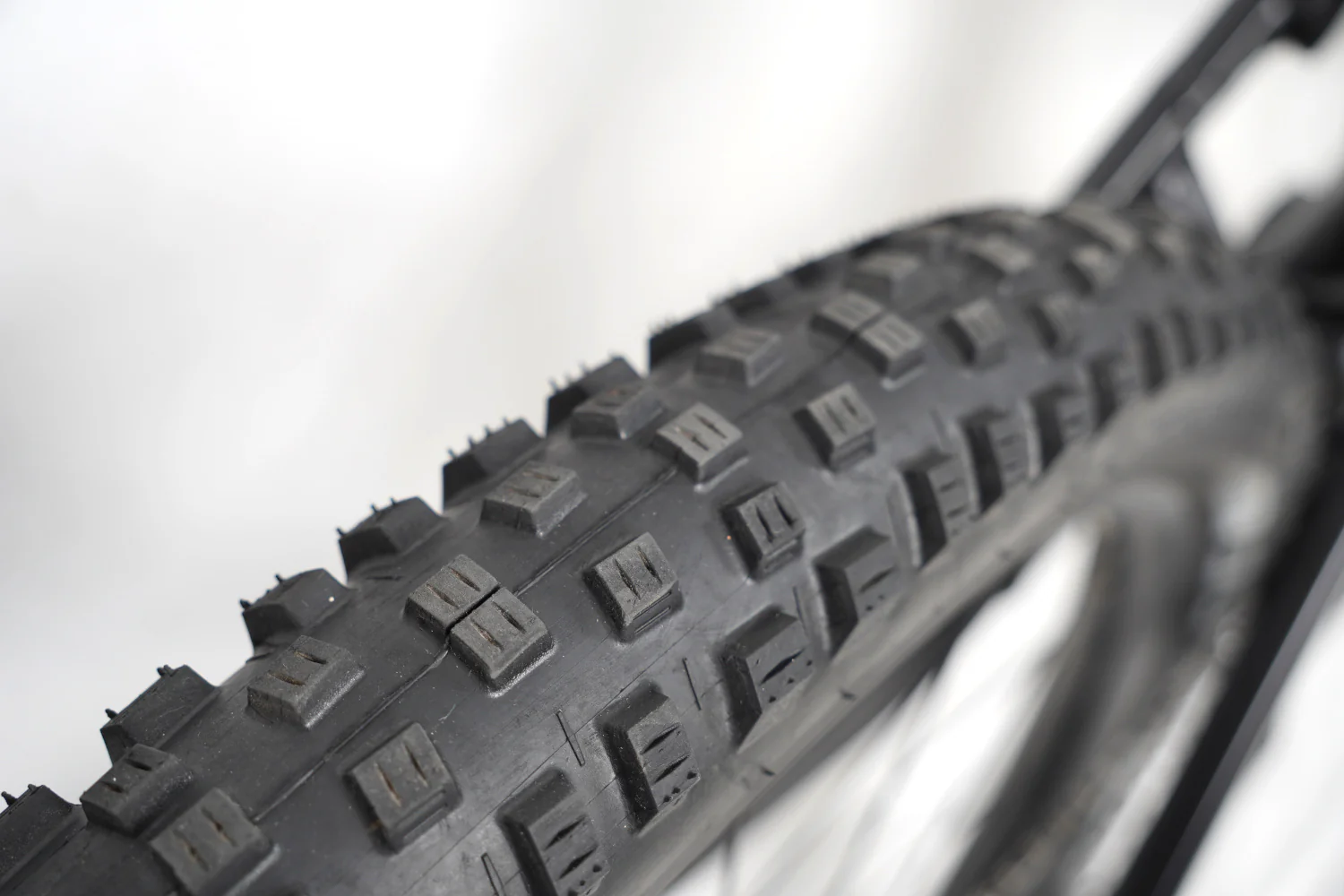 Ex Demo - Superior eXF 9019 B - E-Mountain Bike L1 - Image 16