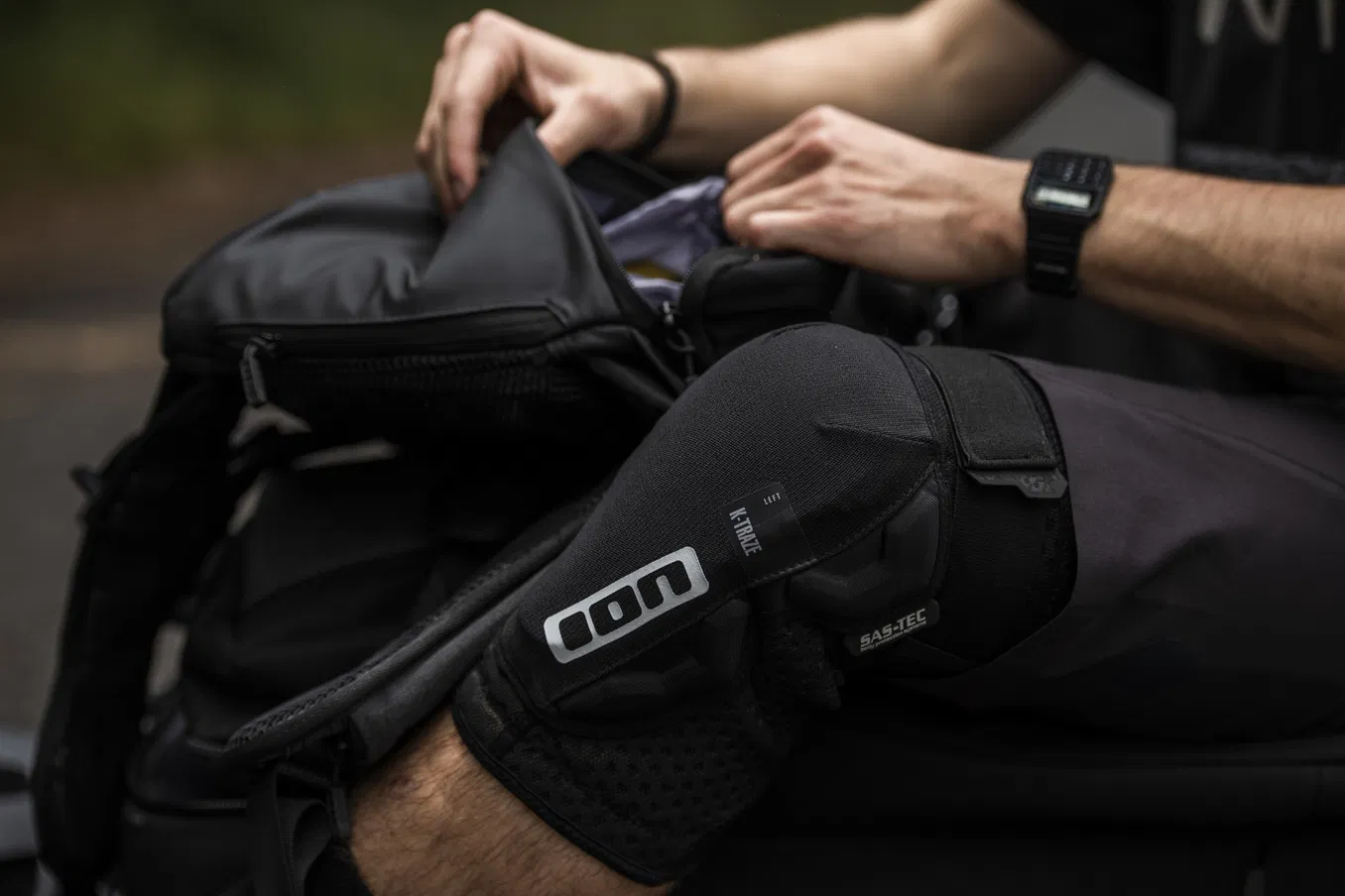 ION K-Traze Knee Pads - Image 5