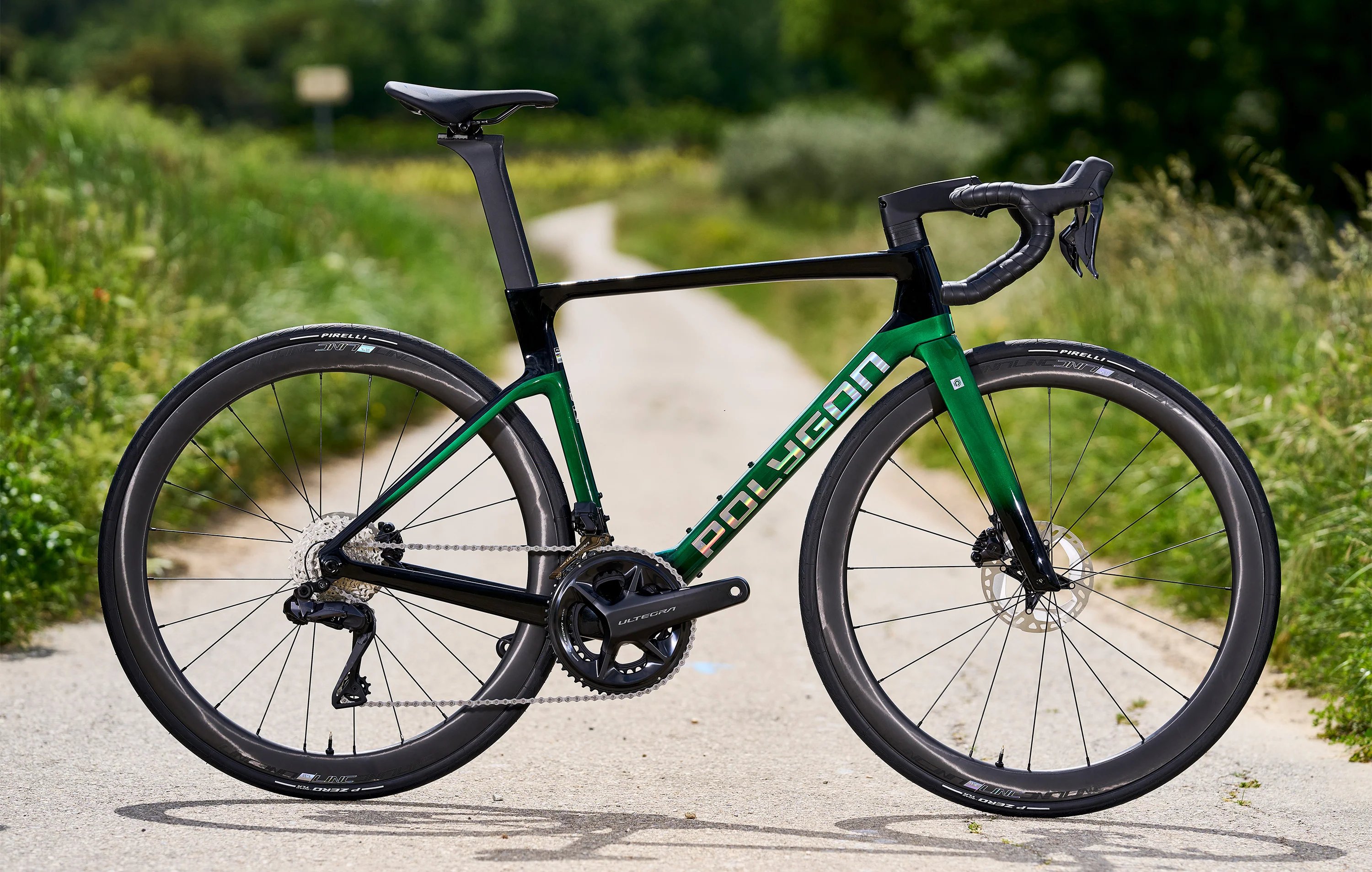 Polygon Helios A8 - Ultegra Di2 Carbon Road Bike - Image 5