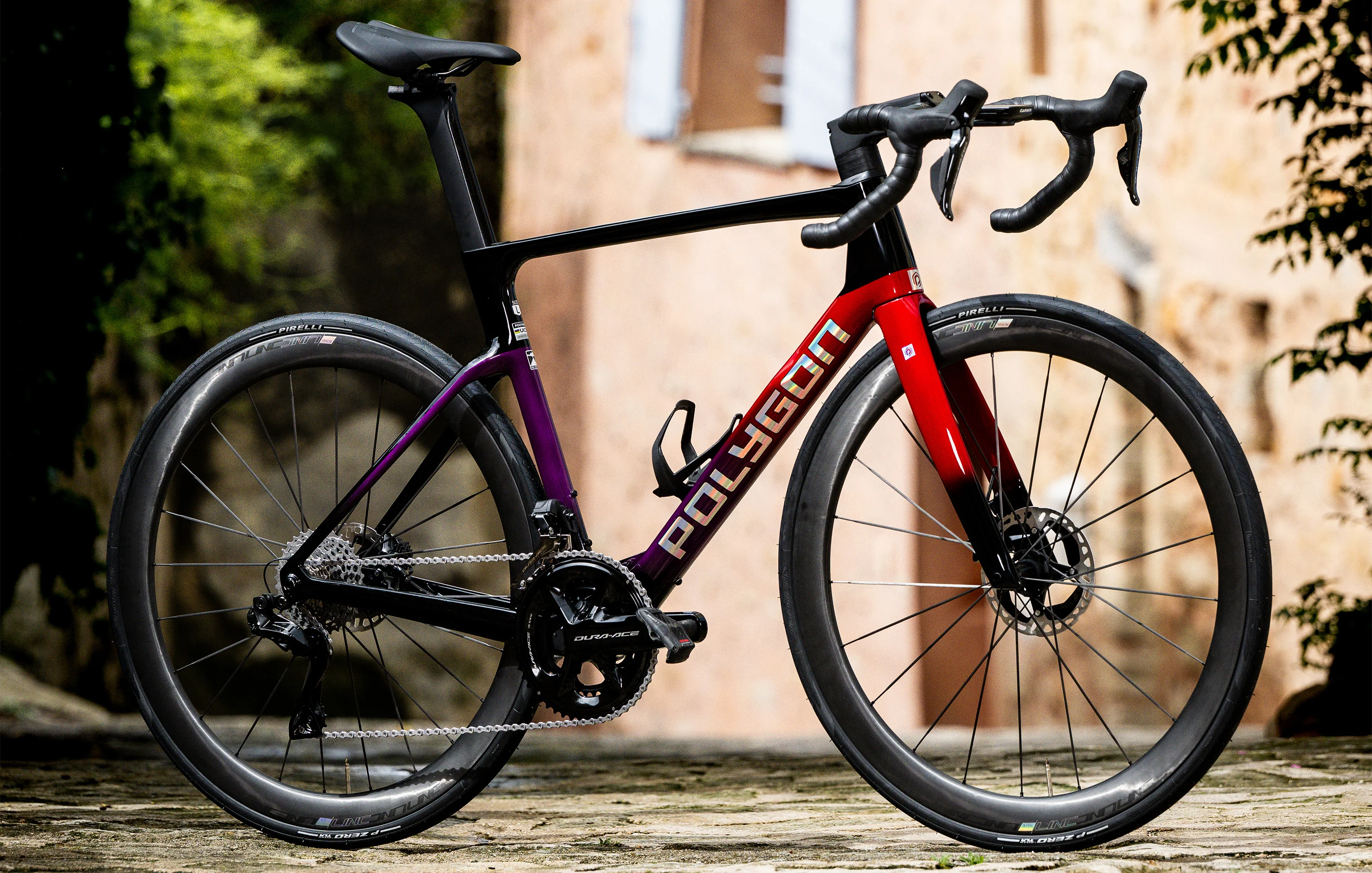 Polygon Helios A9 - Dura Ace Di2 Carbon Road Bike - Image 4