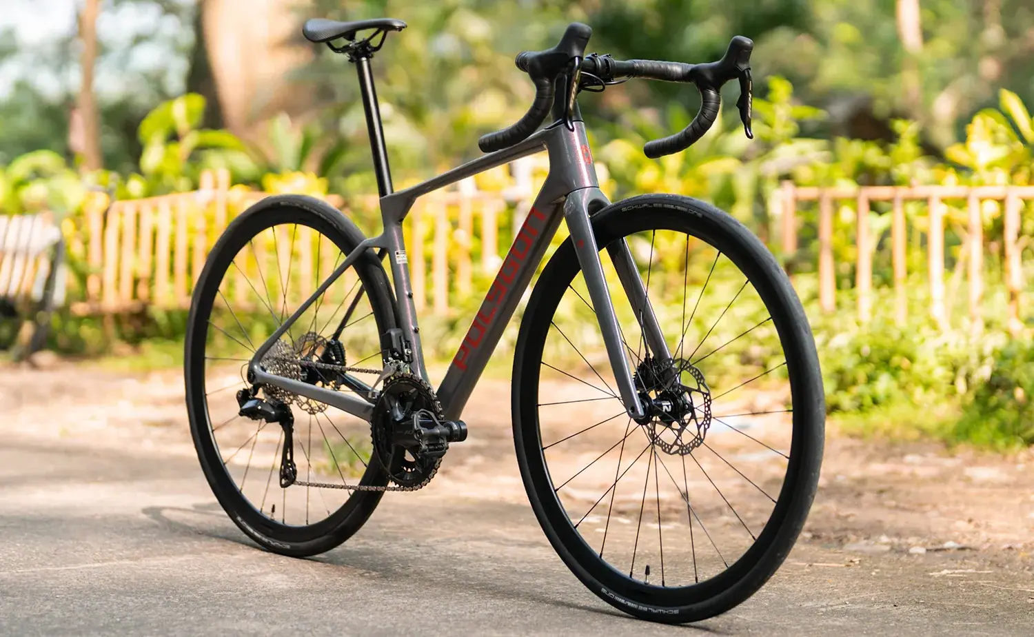 Polygon Strattos 7 - 105 Di2 Carbon Endurance Bike - Image 3