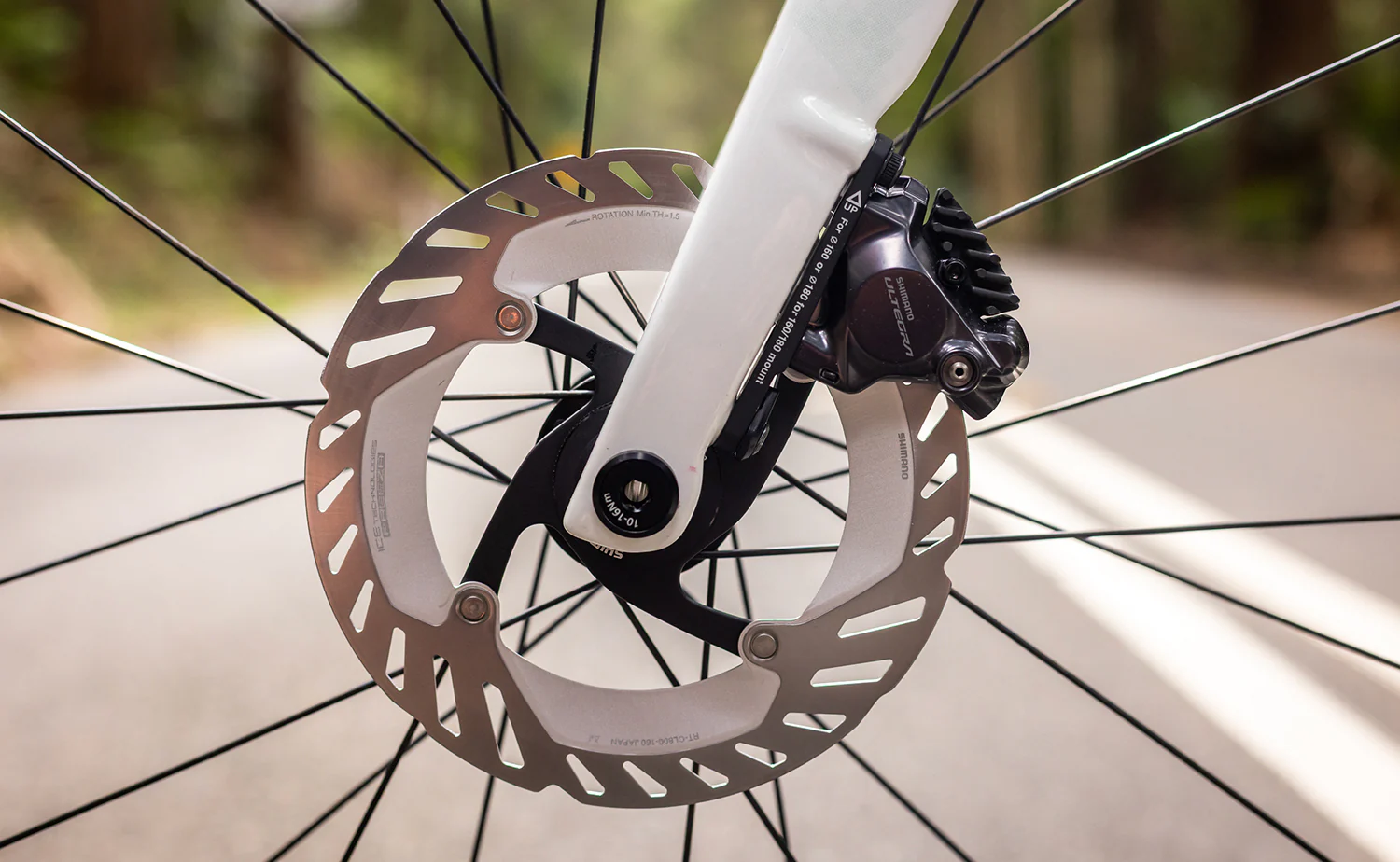 Polygon Strattos 8 - Ultegra Di2 Carbon Endurance Bike - Image 16