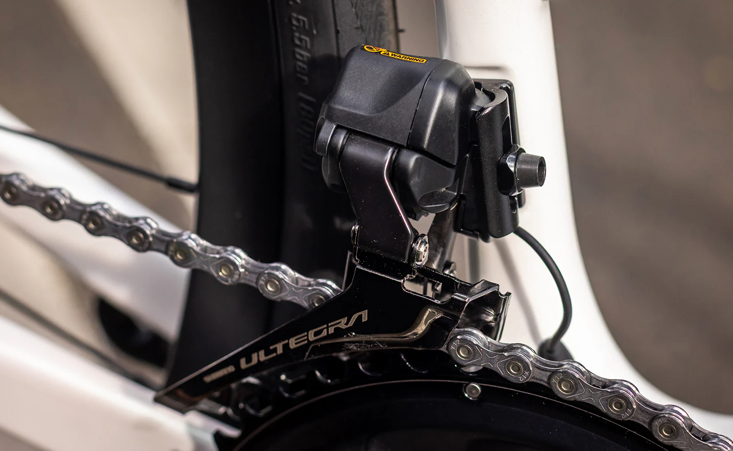 Polygon Strattos 8 - Ultegra Di2 Carbon Endurance Bike - Image 9