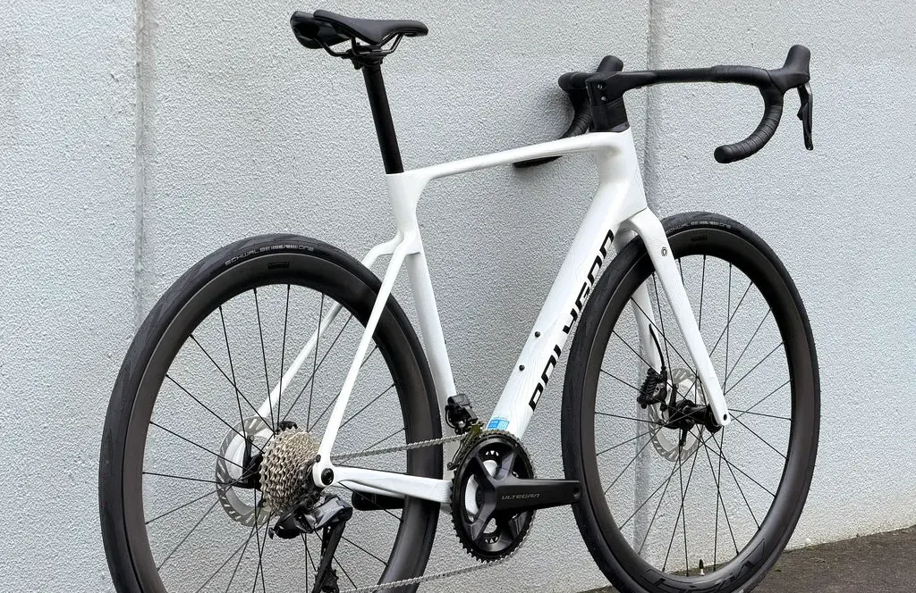 Polygon Strattos C8 - Ultegra Di2 Carbon Endurance Bike - Image 4