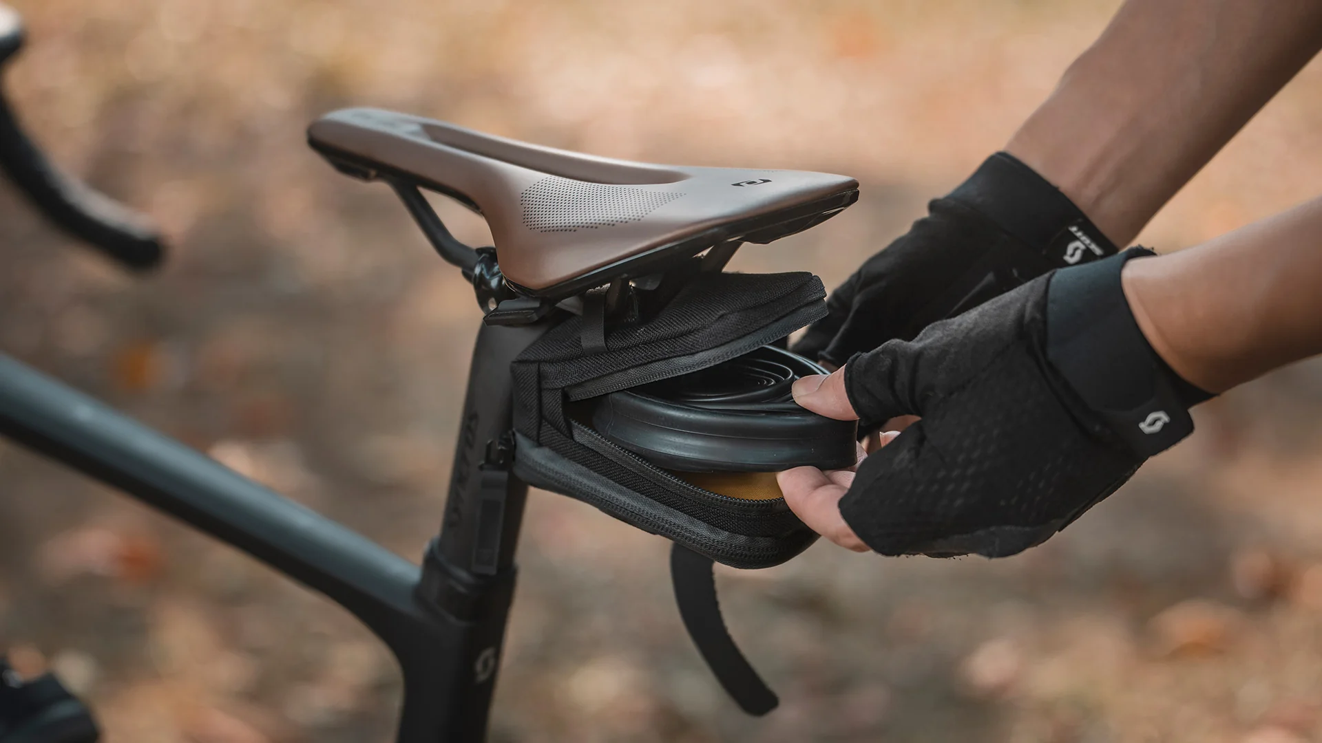 Topeak Elementa Seatbag Pro With Essential Tools - Image 8